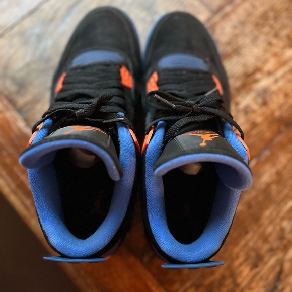 Jordan Retro 4s CAVS - Picture 6 of 6